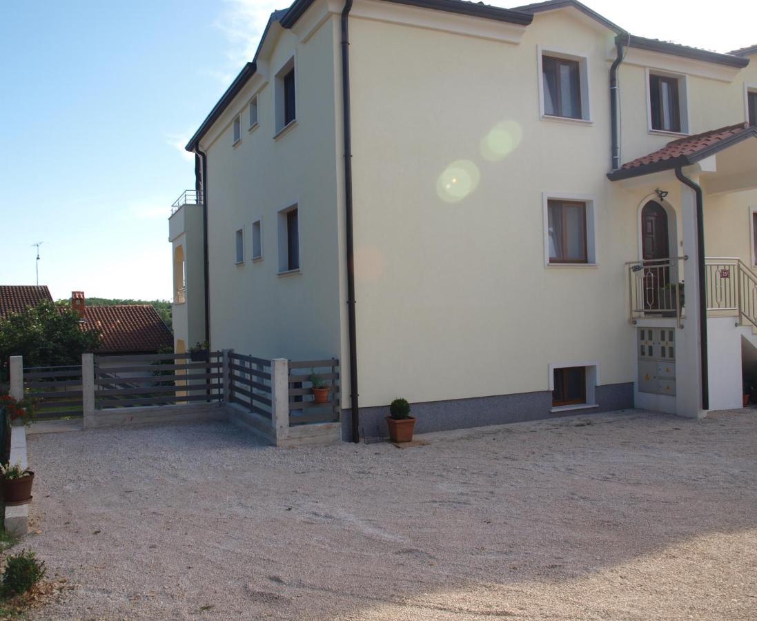 Apartments Mirasol Umag Eksteriør billede