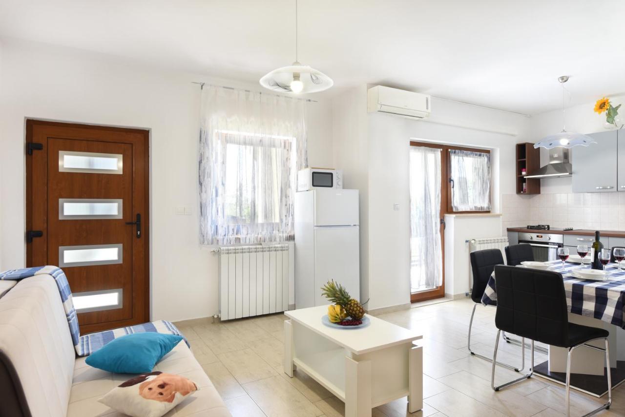 Apartments Mirasol Umag Eksteriør billede