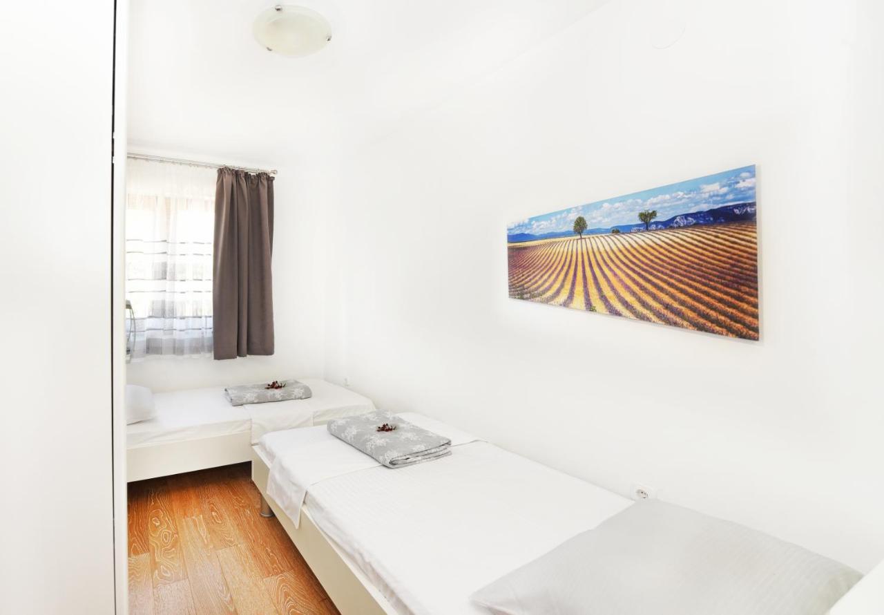 Apartments Mirasol Umag Eksteriør billede